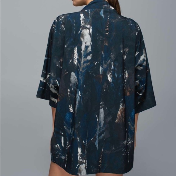 Lululemon casbah kimono - Picture 2 of 13